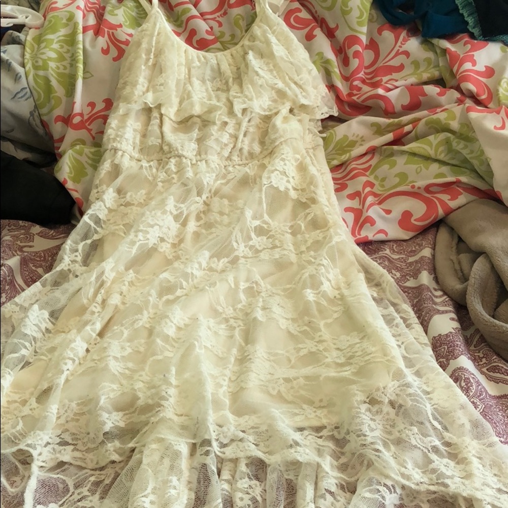 White lace dress